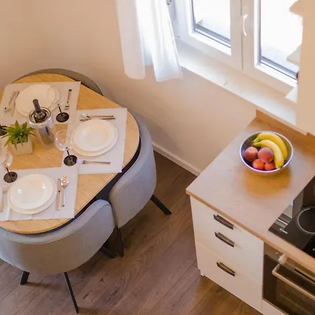 Aki Apartment *