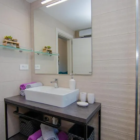 Aki Apartment