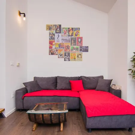 Apartment Aki Malinska