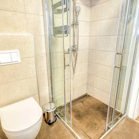 Aki Apartment Malinska